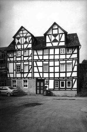 Wetzlar, Hinter der Stadtmauer 9