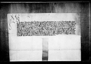 Der Hofrichter zu Rottweil beurkundet, daß Hans von Rechberg von Hohenrechberg noch immer als Ächter im Achtbuch des Hofs zu Rottweil eingetragen ist.