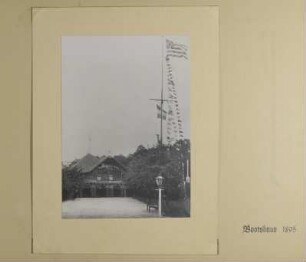 Album des Berliner Ruder-Vereins von 1876 e.V.; Bootshaus