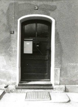 Bad Gottleuba-Hartmannsbach, Nr. 10. Anwesen (um 1800), Wohnstallhaus, Haustür