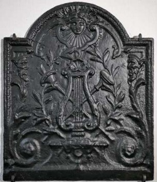 Kaminplatte mit einer Allegorie auf Ludwig XIV