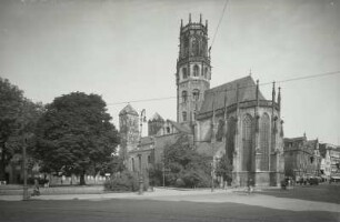 Münster, Pfarrkirche : Münster. Pfarrkirche St. Ludgeri. Ansicht von Südosten