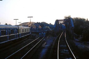 Hamburg: Ohlsdorf: Ausfahrt Bahnhof