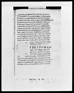 Ambrosius, Commentarius in Lucam — Initiale E (t factum est), Folio 70 recto