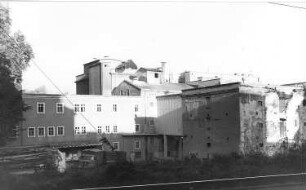Dresden-Plauen. Bienertmühle (frühere Hofmühle) vom Bahnsteig aus gesehen