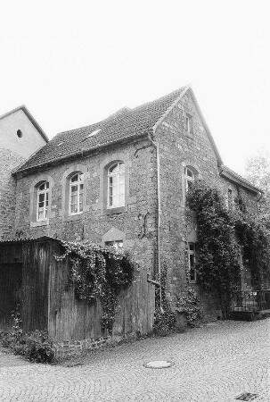 Wohnhaus; Gelnhausen, Burgstraße 10