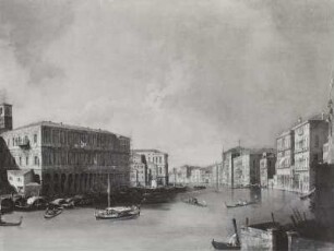 Der Canal Grande in Venedig nahe der Rialtobrücke nach Norden