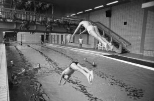 Adolf-Ehrmann-Bad in Neureut. Planungen zur Umgestaltung von einem Sportbad zu einem Familien- und Freizeitbad