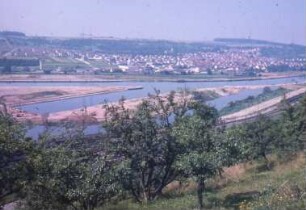 Plochingen, Hafen- und Ölbecken, flussabwärts