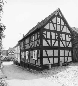 Fachwerkwohnhaus; Büdingen, Klostergasse 12