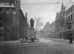 Pomnik Mikołaja Kopernika / Kopernikusdenkmal