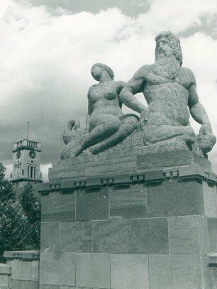 Stadtpark Schöneberg. Brückenfigur