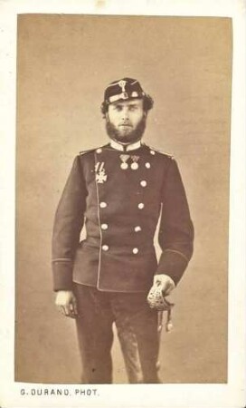 Hiller, Fritz von