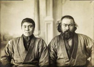Männer der Ainu (Sammlung Bronislaw Pilsudski, 1887-1905)