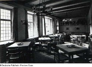 Restaurant "Tucherbräu". Gastraum