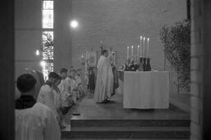 Fronleichnamsgottesdienst in der Kirche St. Josef in Grünwinkel.