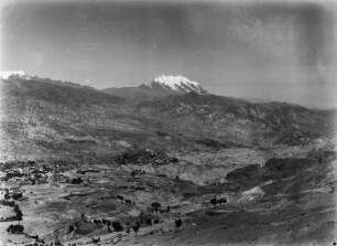La Paz : Blick von einer Anhöhe auf La Paz.