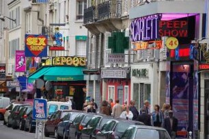 Paris - Pigalle : Bars und Bordelle im Vergnügungsviertel Pigalle, Paris 2006