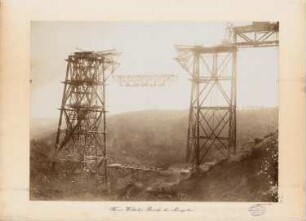 Kaiser-Wilhelm-Brücke, Müngsten: Errichtung der Gerüstpfeiler