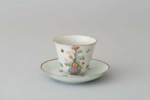 Becher mit Unterschale