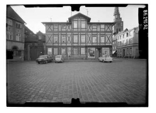Grabow, Pferdemarkt 2. Wohnhaus mit Laden. Straßenfront