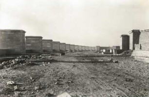 Weimar. Nationale Gedenkstätte Buchenwald auf dem Ettersberg. Straße der 18 Nationen (im Bau). Bauzustand November 1956