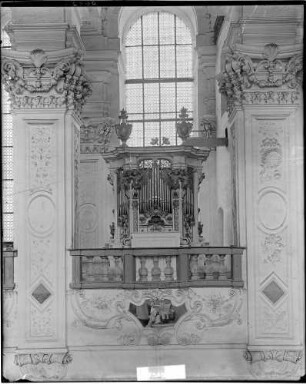 Schöntal Kloster Schöntal Neue Abtei 1. Obergeschoss Südflügel Empore mit Orgel (um 1835), Gehäuse von Sebastian Zimmermann (um 1723)
