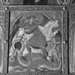 Altaraufsatz: Erzengel Michael zwischen dem heiligen Bartholomäus und einem heiligen Bischof — Mitteltafel: der heilige Michael erschlägt den Drachen