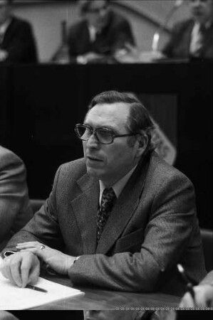 Erstmalige Teilnahme des Ortsvorstehers von Neureut Hermann Meinzer an einer Sitzung des Karlsruher Stadtrats