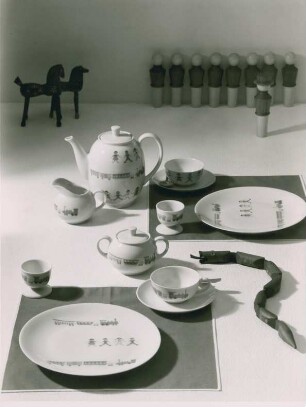 Kaffee- und Teegeschirr "Arzberg 1382" von Hermann Gretsch