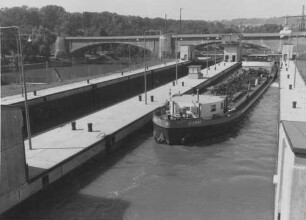 Schleusung Doppelschleuse Bad Cannstatt/Neckar