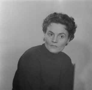 Porträtaufnahmen der Schauspielerin Gisela May : Porträt von Gisela May