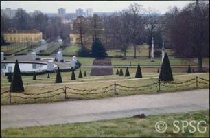 Potsdam, Park Sanssouci, Sanierungsmaßnahme im Bereich des Parterres Große Fontäne.