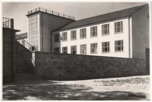 Technische Hochschule Dresden Schwachstrominstitut: Haupteingangsseite