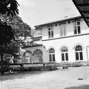 Kerns Internatschule: Königstraße: Außenansicht der Ostfassade
