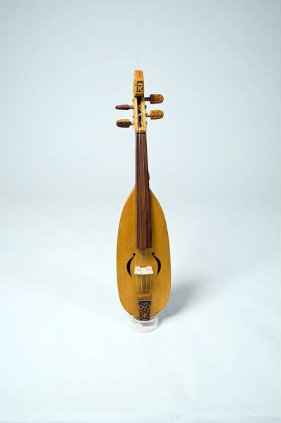 Bowl-necked lute