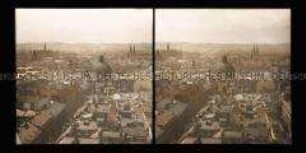 Blick vom Stephansdom auf die Dächer von Wien