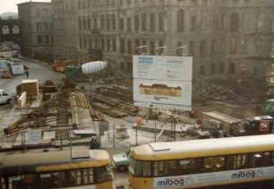 Dresden-Altstadt. Wiederaufbau des Taschenbergpalais, aufgenommen 1993