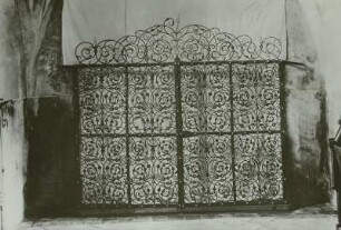 Gitter zum Stuhlmacherschen Denkmal