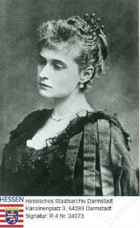 Alexandra Fjodorowna Zarin v. Russland geb. Prinzessin Alix v. Hessen und bei Rhein (1872-1918) / Porträt, Brustbild