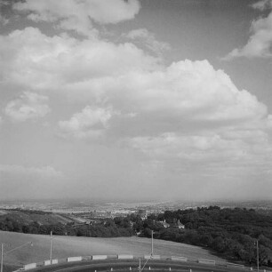 Blick vom Höhenweg auf das Donautal
