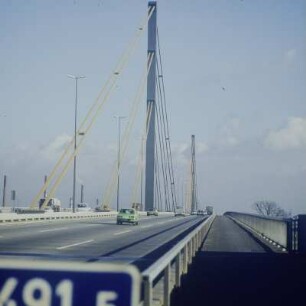 Rheinbrücke, Duisburg-Neuenkamp