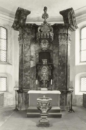 Kanzelaltar, Lebusa
