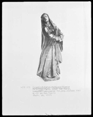 Maria unter dem Kreuz