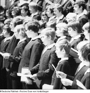 Kreuzchor mit Flämig im Zwinger