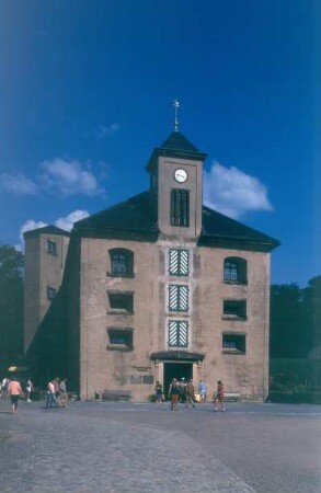Königstein. Festung. Magdalenenburg (Proviantmagazin, 1621/1622, Umbau 1811/1812). Ansicht von Westen