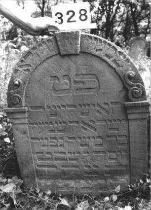 Grabstein 328