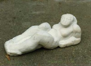 Liegender Frauenakt