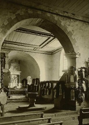Wilsdruff. Jakobikirche (vor 1200). Blick in die Apsis