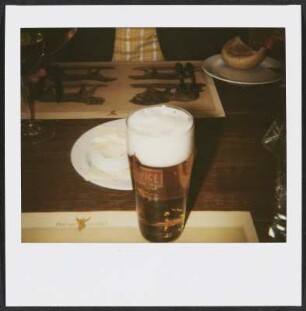 Volles Bier im Restaurant Zum Löwen in Prag